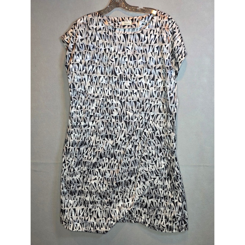 Valentine Geometric Abstract Metallic Silver Black Shift Dress Tulip Hem Slvless
